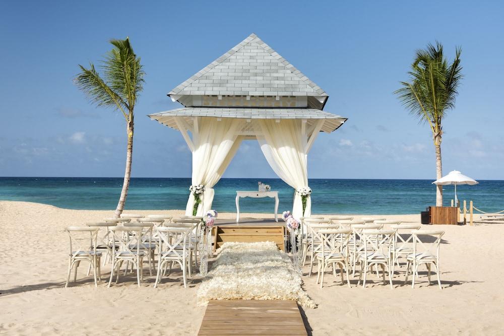 Azul Beach Resort Punta Cana, All Inclusive By Karisma Exterior photo